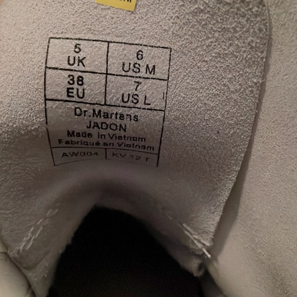 Size 7 Dr Martens White Jadons - Picture 4 of 4